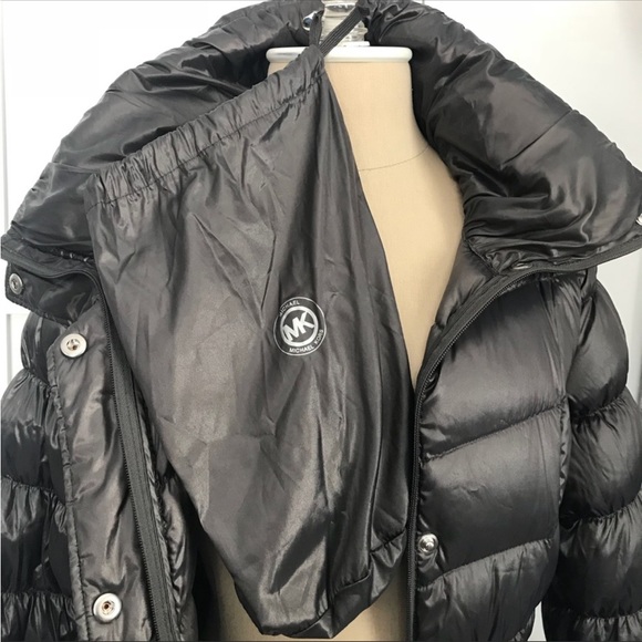 Michael Kors packable grey puffer coat sz small - Picture 6 of 8